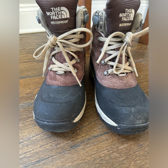 THE NORTH FACE WINTER WATERPROOF HIKING BOOTS - Picture 5 of 6